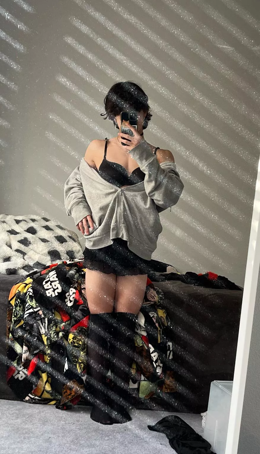 5’2 (and a half😼😼) posted by chiya-jade