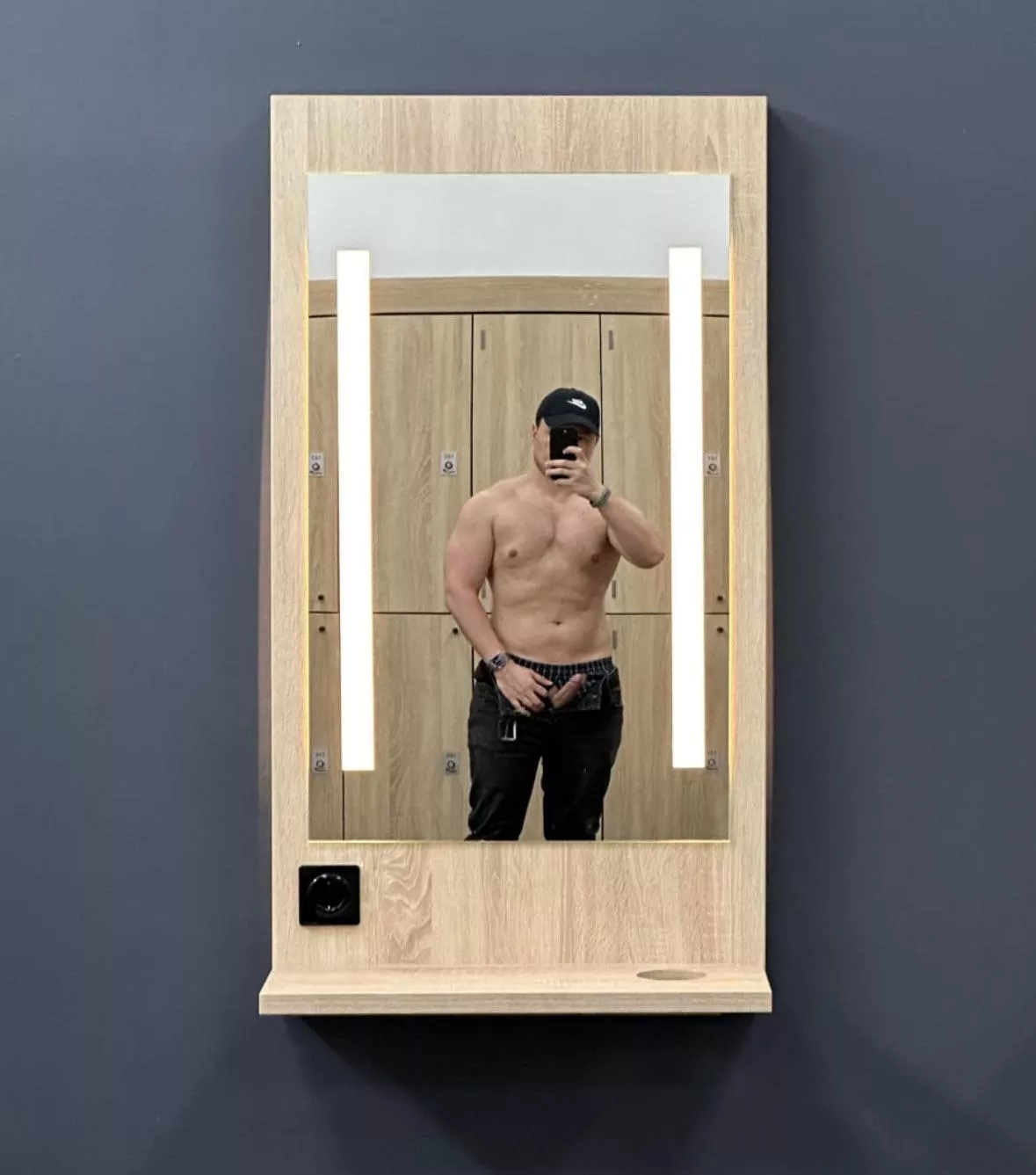 Almost busted a huge load of cum in my pants after putting it back in (m) posted by germangonewild69