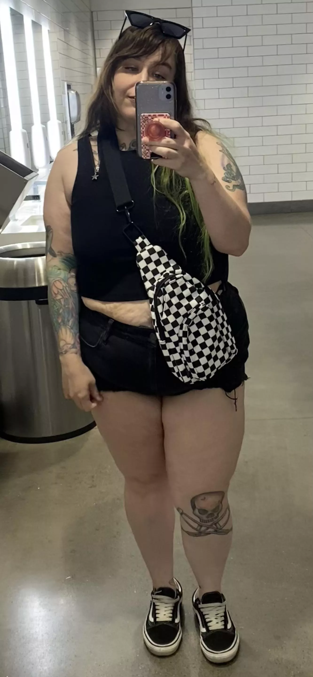 Curves galore posted by intrastellar_