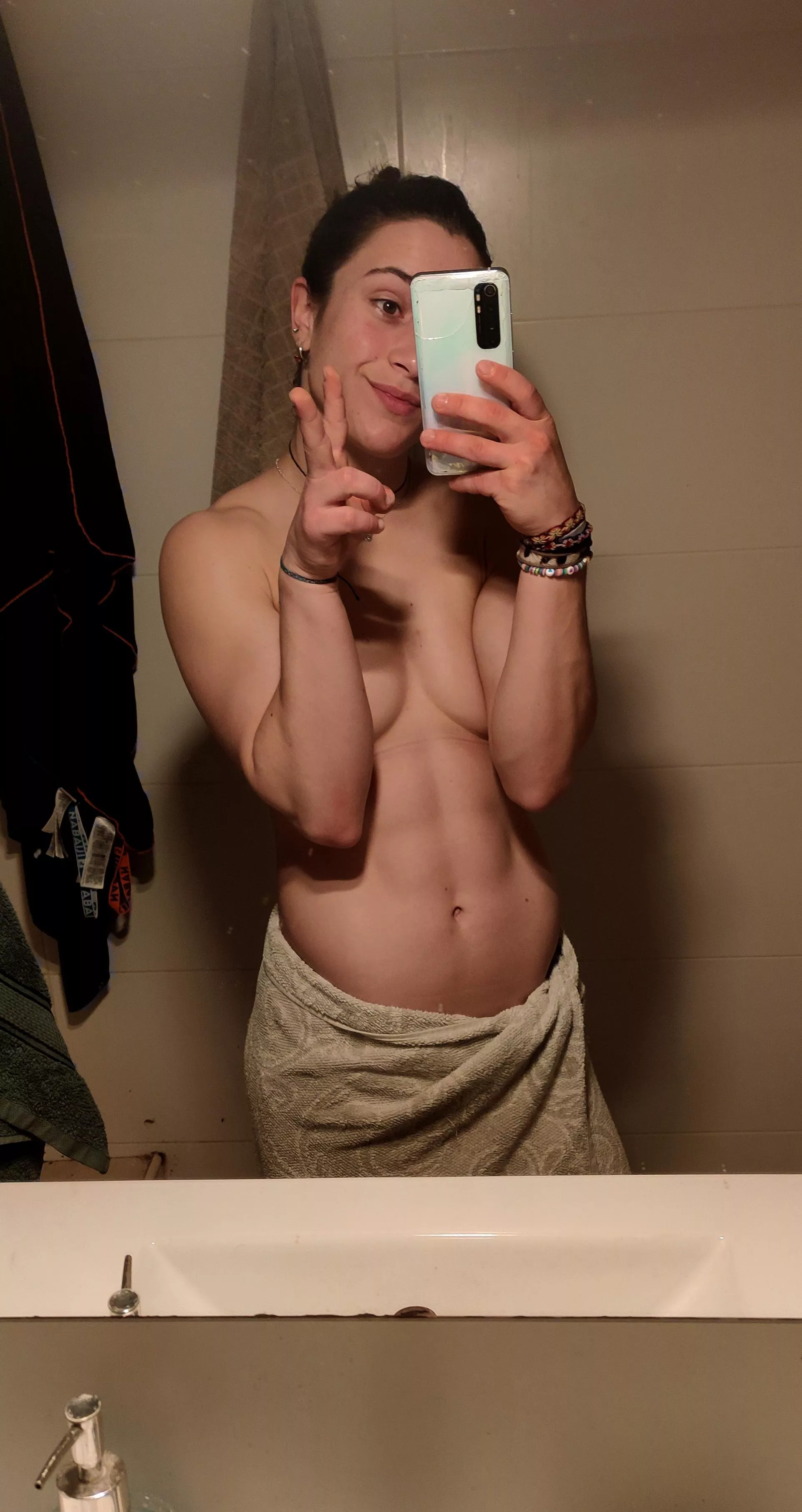 Do you want to trade places with the mirror or just watch? posted by illinisnare