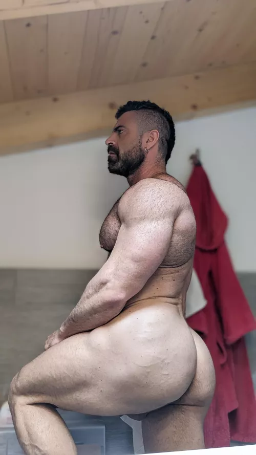 first 3 words that comes to your mind? [age 40] by antonycortinovis