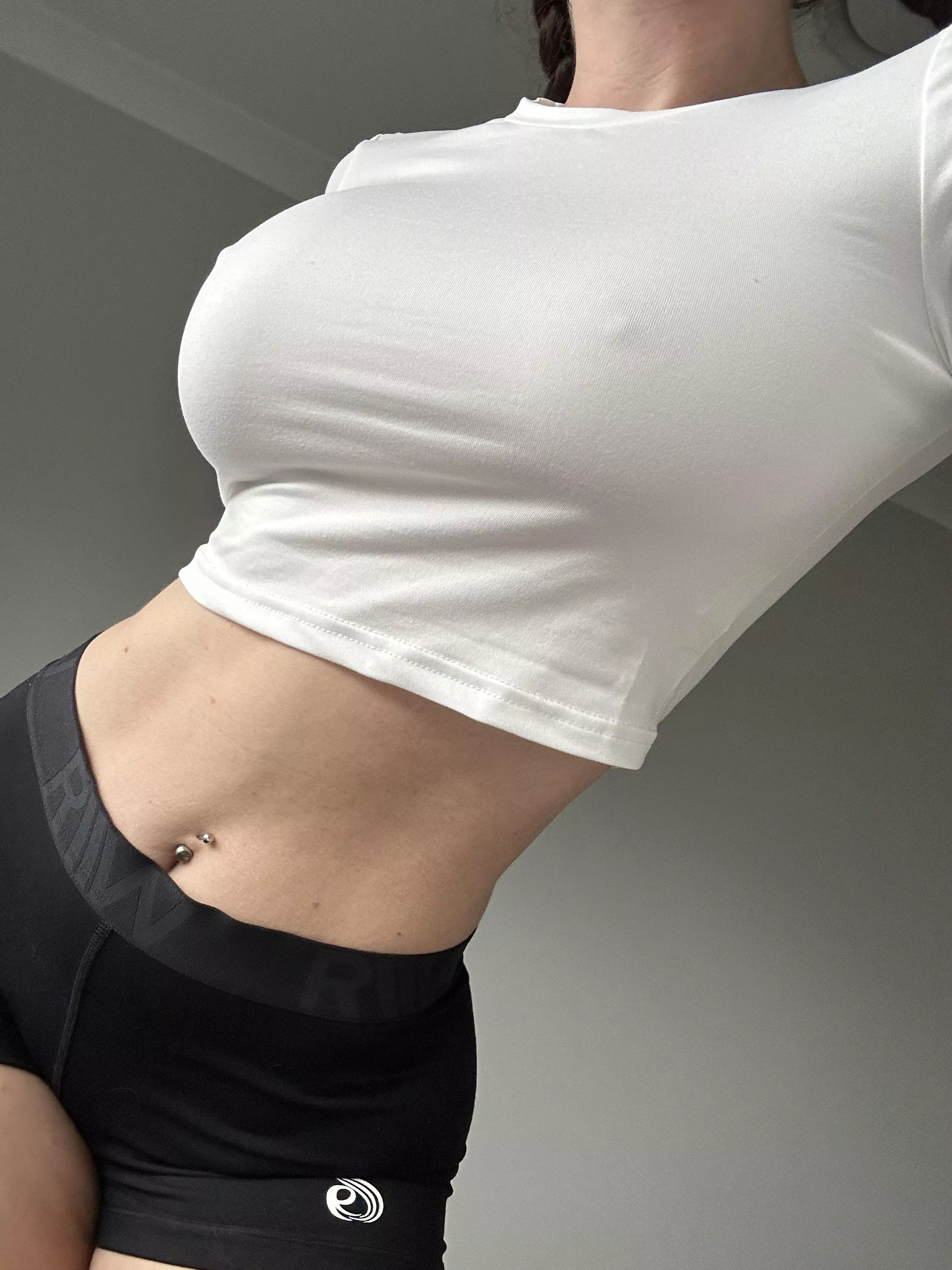 Follow me @annaannas_91 posted by annamays91