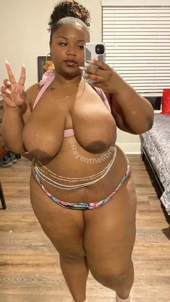 Hey y’all I’m a lil new here posted by honeyrayen