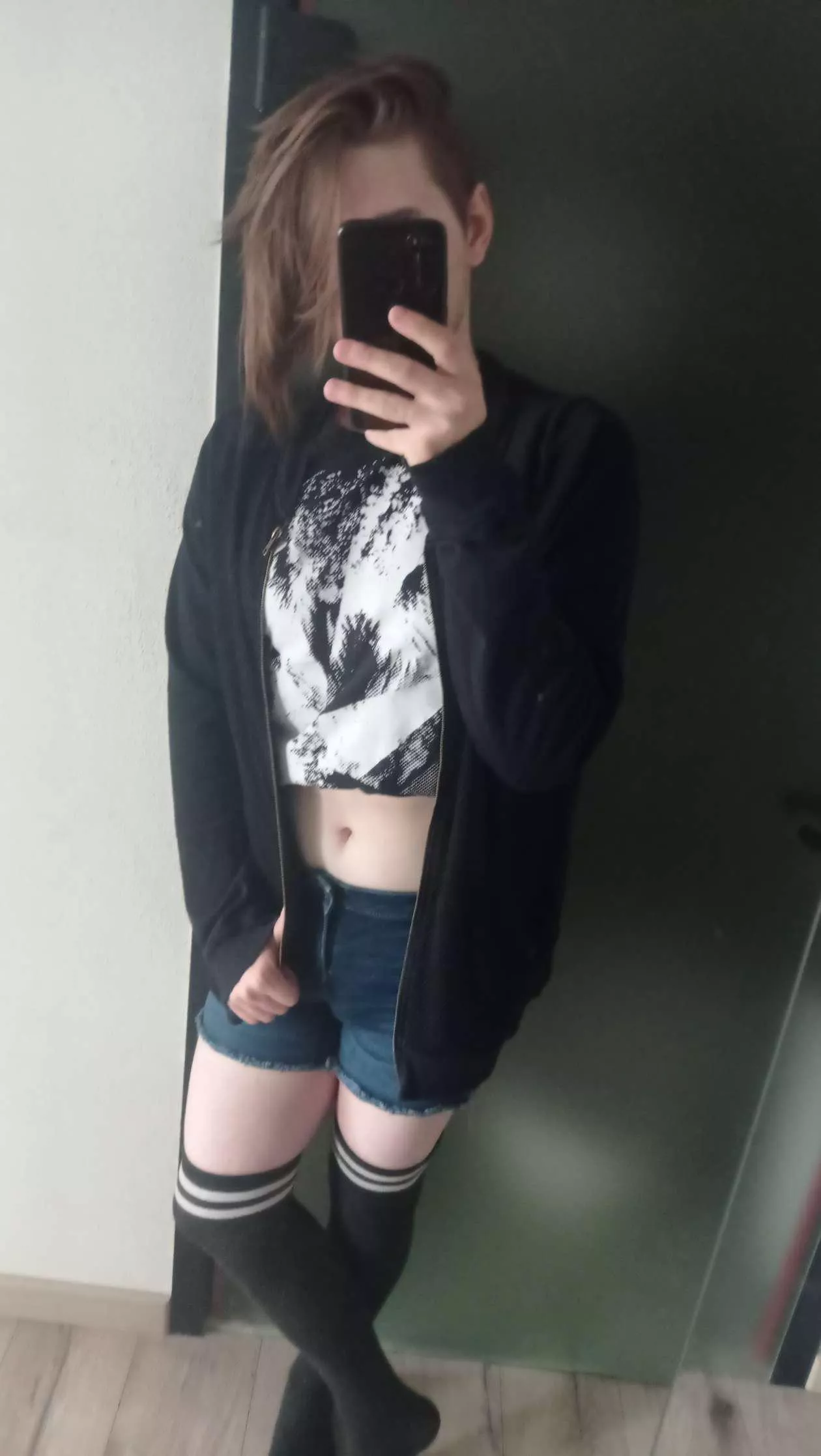 Hiii everyone :3 posted by Shy_-_