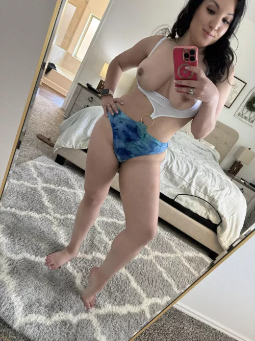 I ask you to come over to fix something but I’m dressed like this when you arrive  by sexxymilf1030