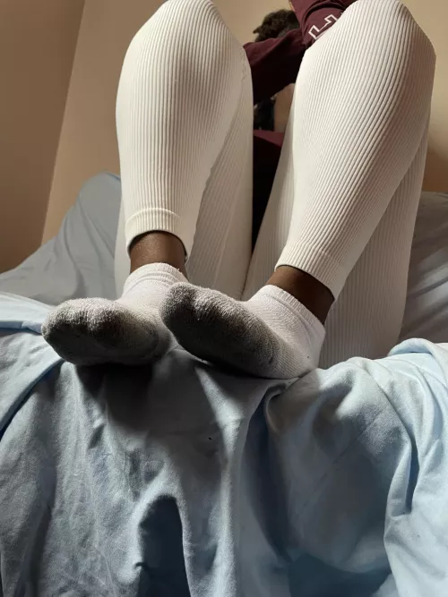 I feel like my feet look pretty good don't ya agree by Monique_Madison