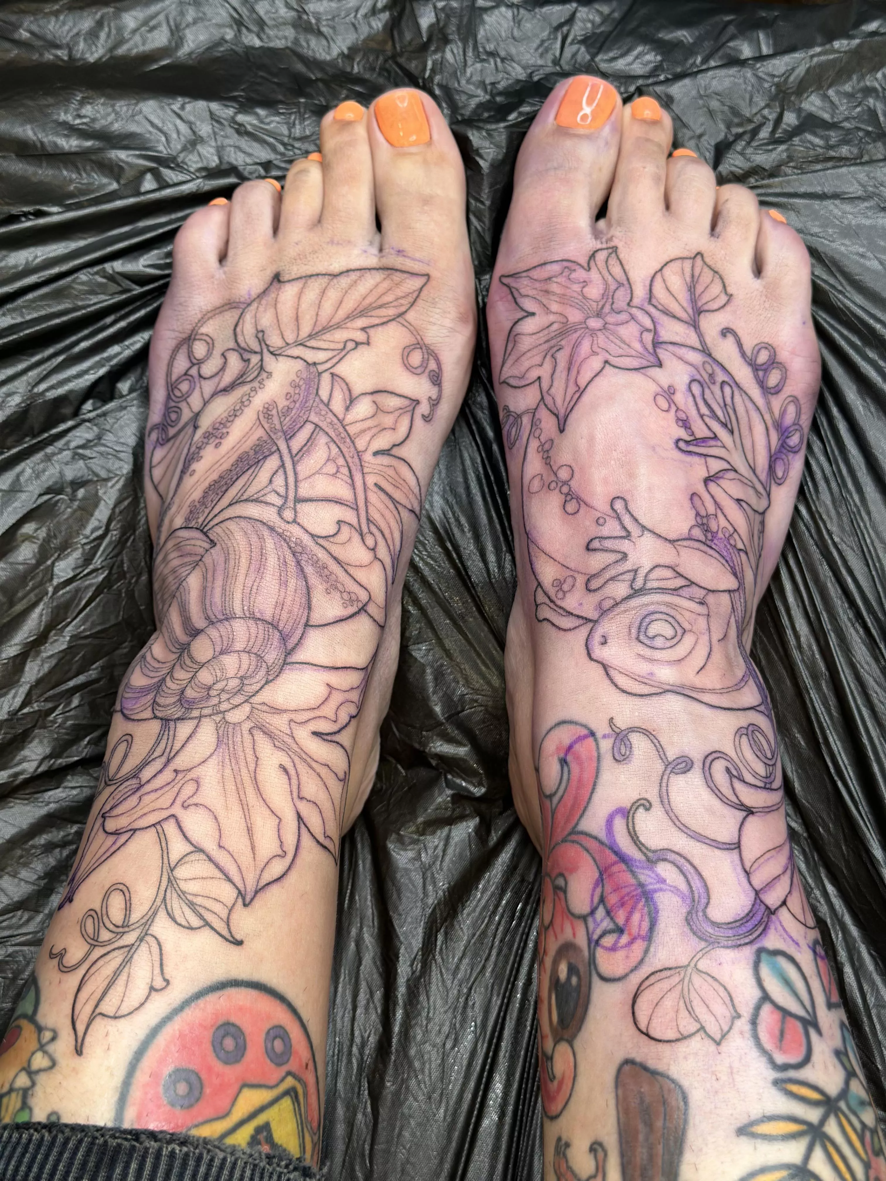 I got my feet tattooed 🥹 posted by power_midget