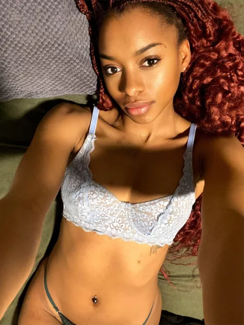 I love when guys stare into my eyes by LatLinababy