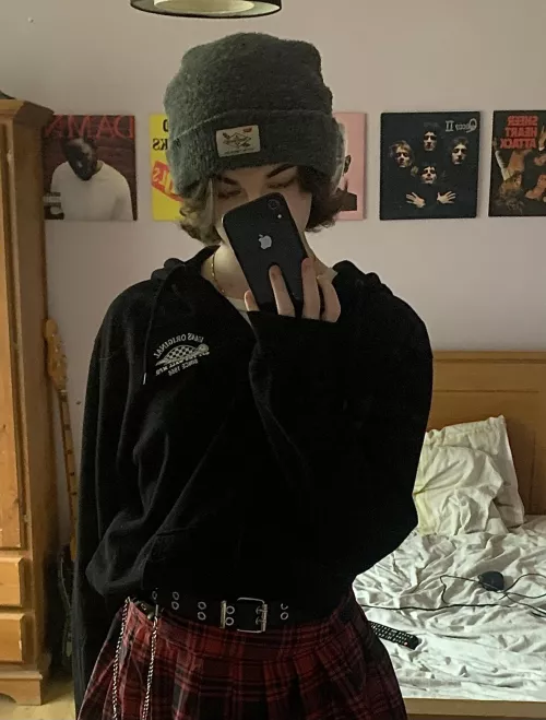 just a silly twink in a silly world by coolforcatzz