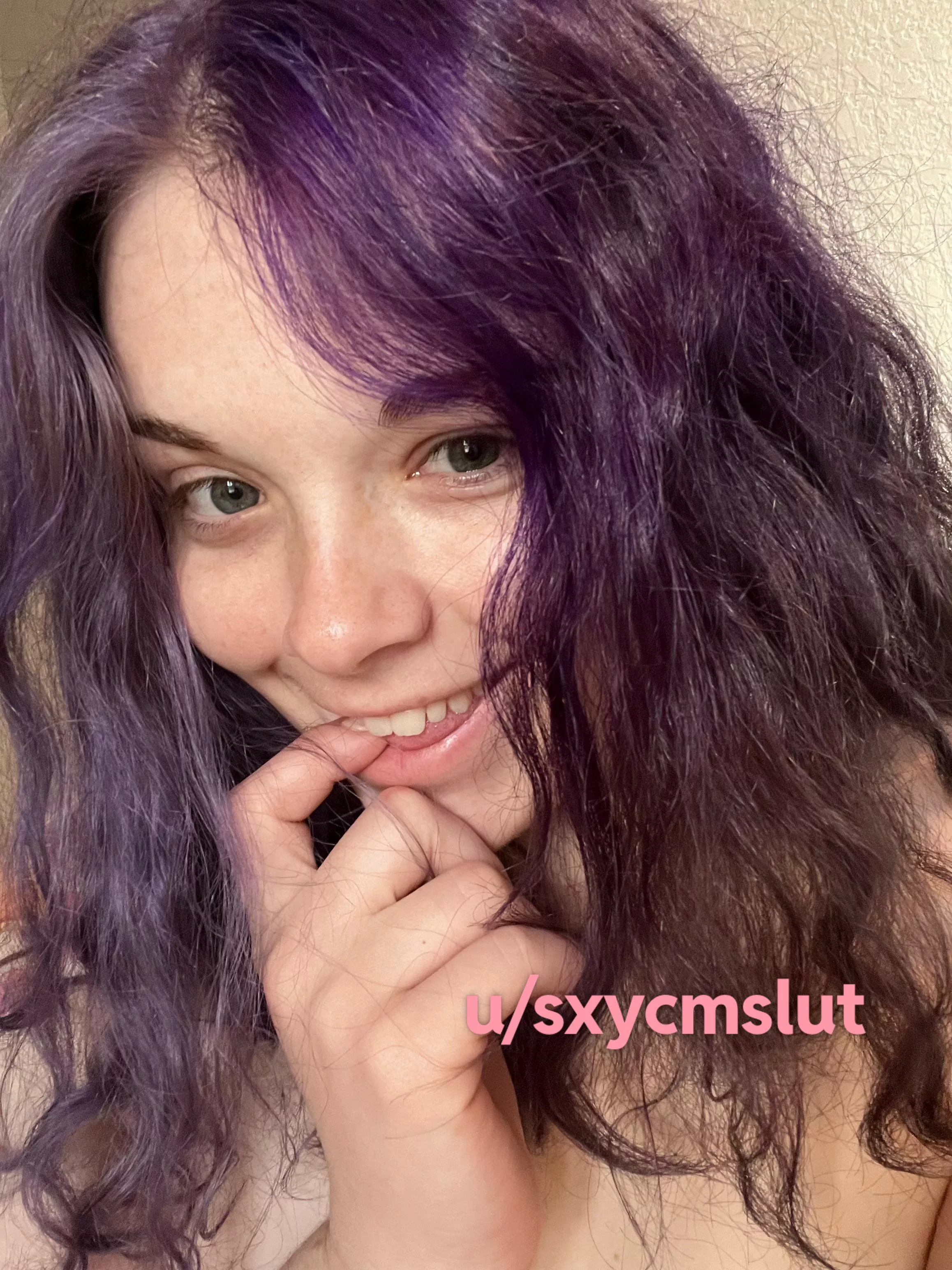 Just dyed my hair purple 💜 posted by sxycmslut
