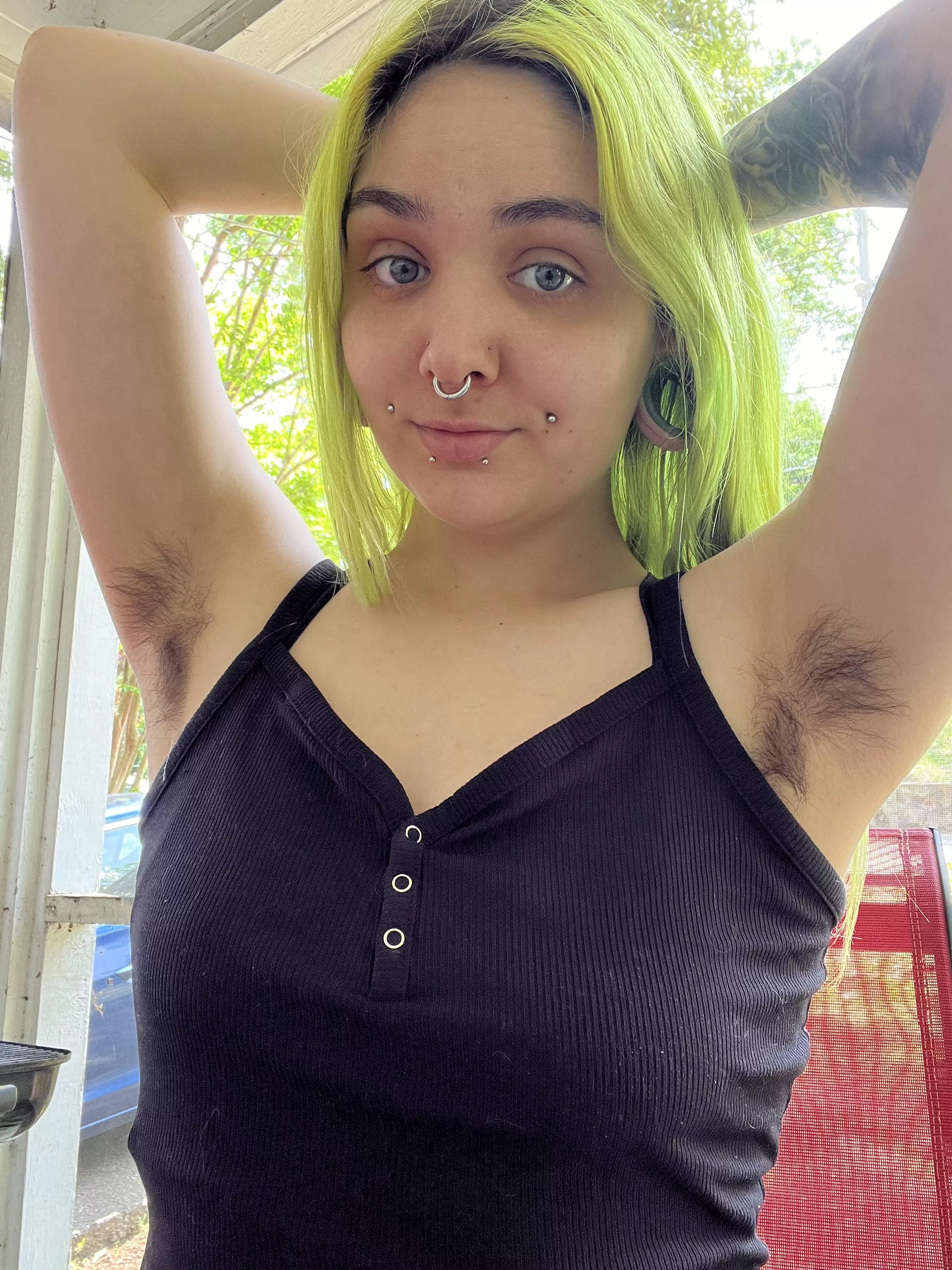 Look at all that wet hair 💦 posted by justsmokeandsleep