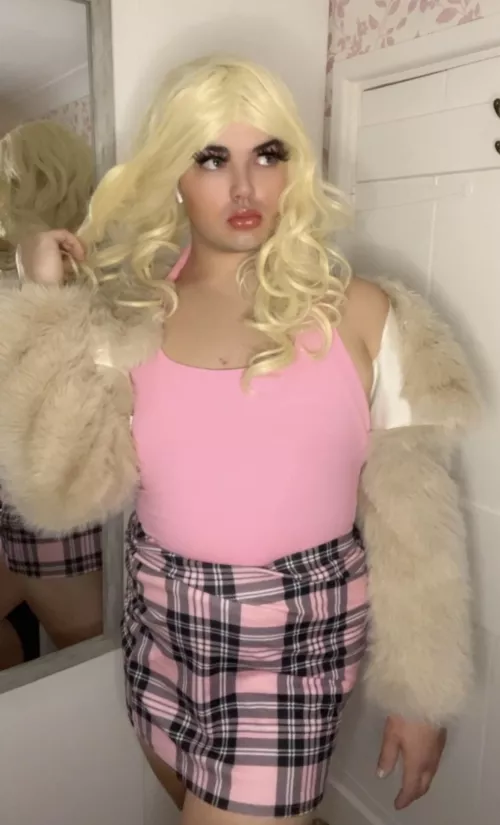 Mindless sissy by richxmx
