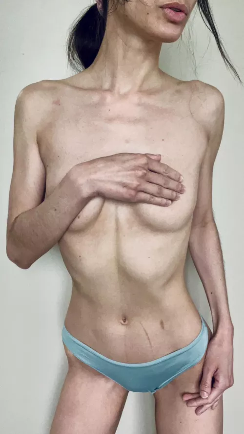 Need a hand as I need to make coffee by Alexia_zero