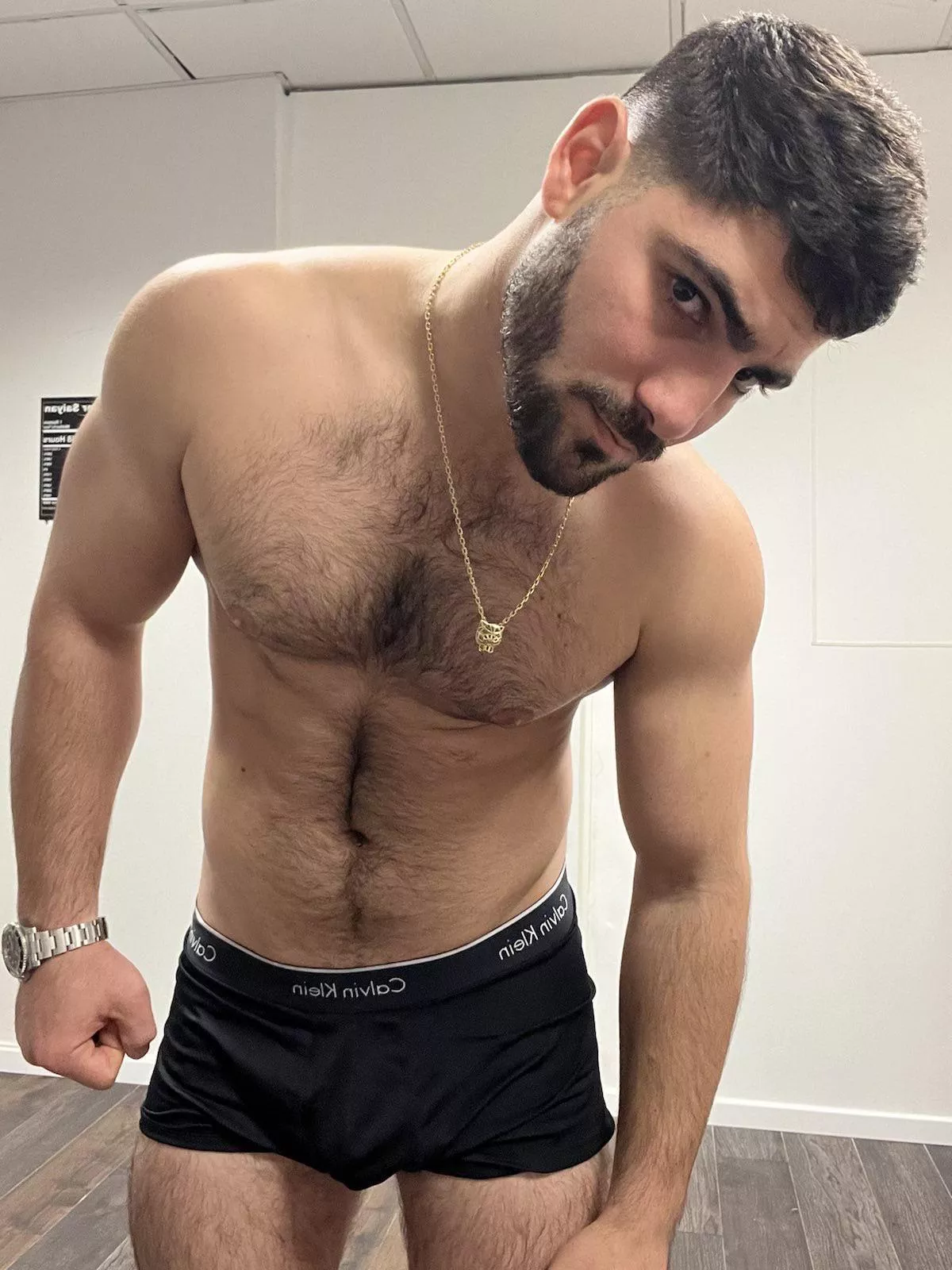 Stop starting loser and come say HI to your new master posted by thebicepsking