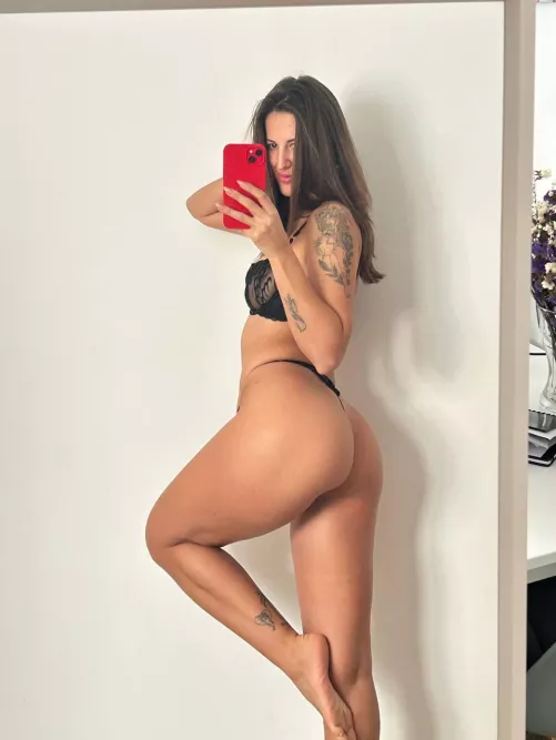 Taking selfies is one of my favorite things by Elisedoloresqueen