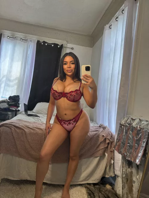 Thought I would show you my outfit for our second date by Maggiebossx