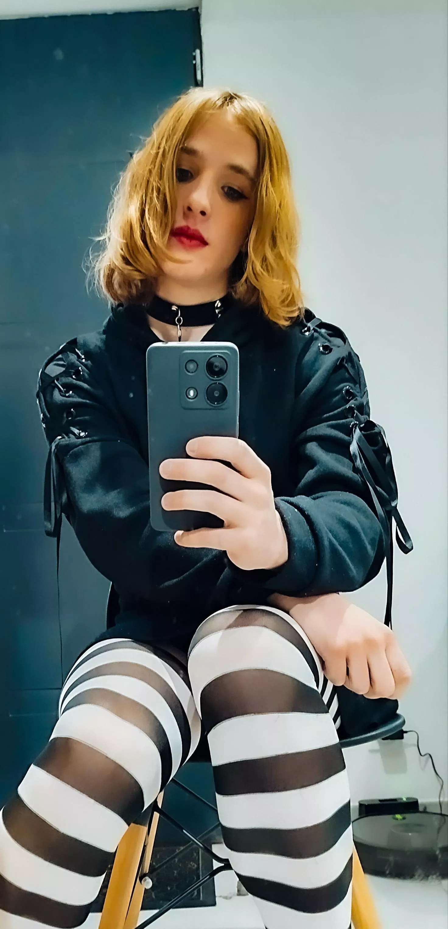 Tried a new style kinda liking it :3 posted by Humide_Chan