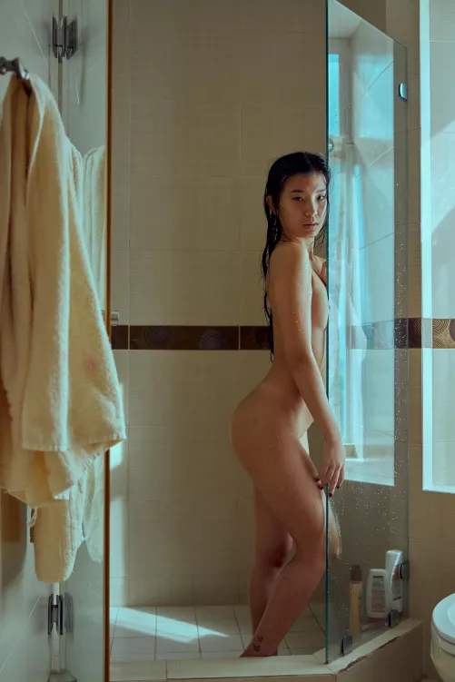 What's the first thing you do if you walk in on me like this by finestlady