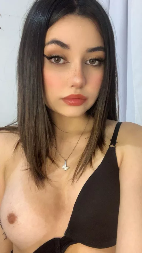 whats your take on 18 year old sluts by dolde1234cp