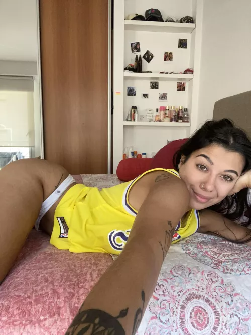 Would you say it's perfect size for you even tho I am only 4'11 latina? by snails_with_hats