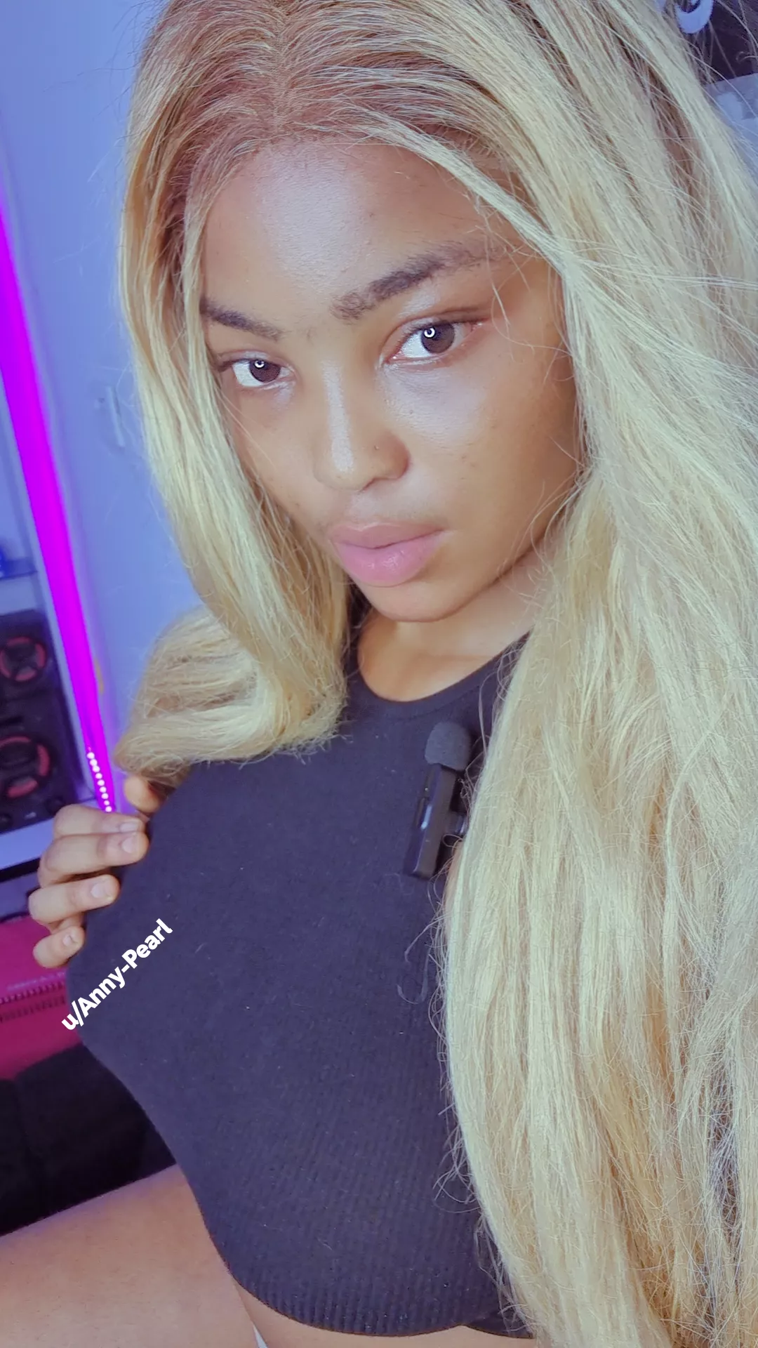 24 F Dommy Mommy here. Come and be used.  Discord/Telegram @: Annypearl  posted by Anny-Pearl