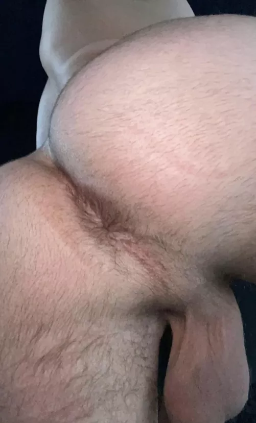 28. Jock boy looking for hung daddies. DM for snap by Verspoler