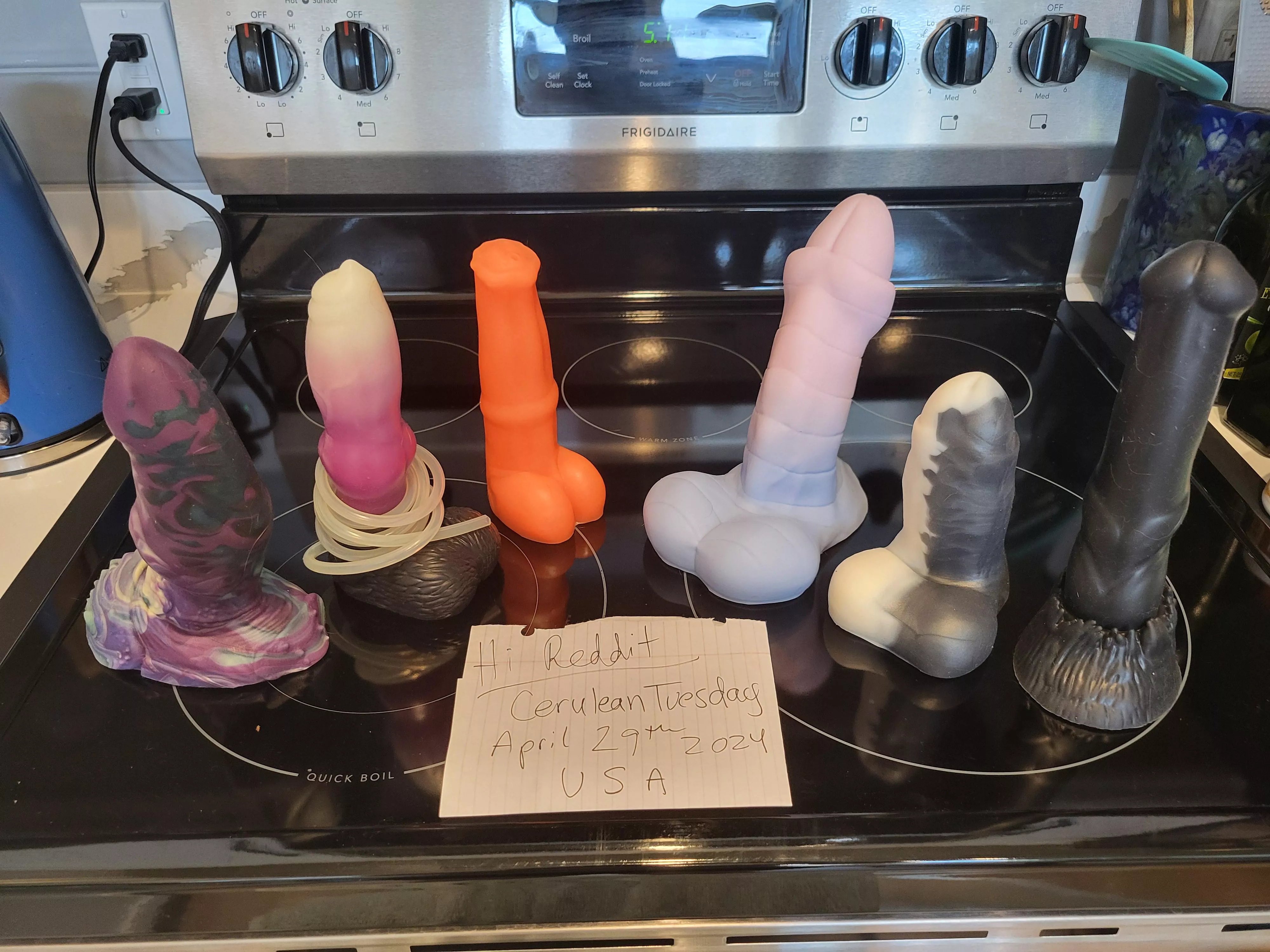 6 dildos all medium firmness $60/ea posted by CeruleanTuesday