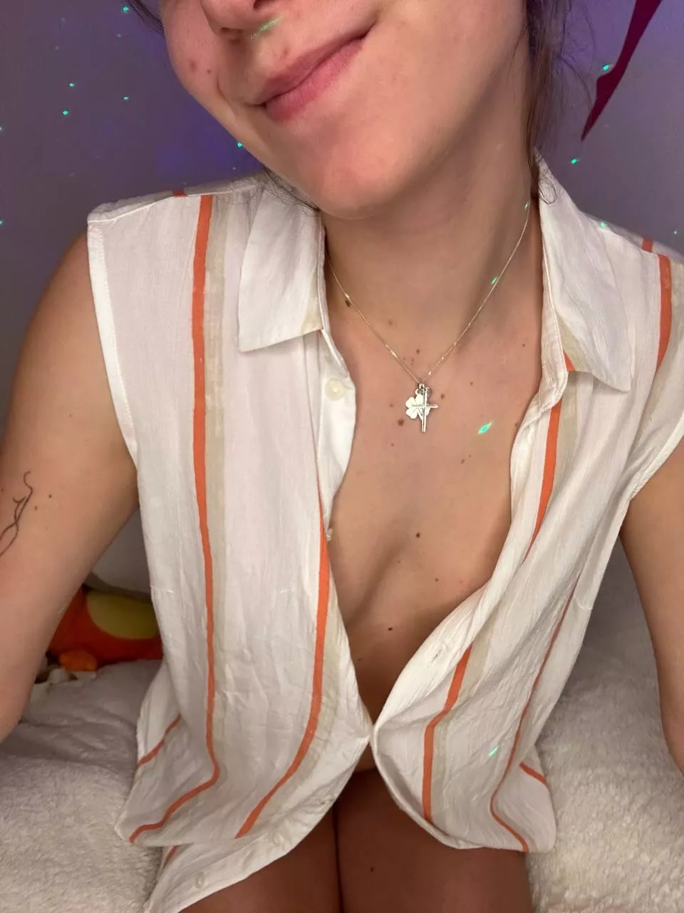 Are you into petite 18yo teens like me? posted by basham95