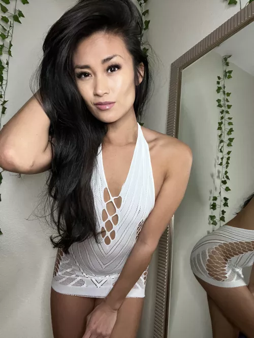 bite, spank or undress? by sunshinesinaxo