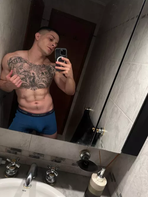 Close them up by itstroyleblanc