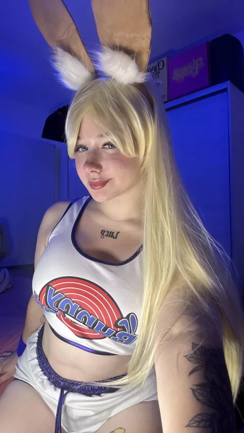 Do bunny girls count as pets? by ChapterSilver8472