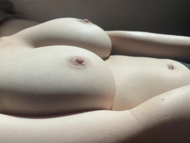 Do you like how they look in the sun? by dessertflirt