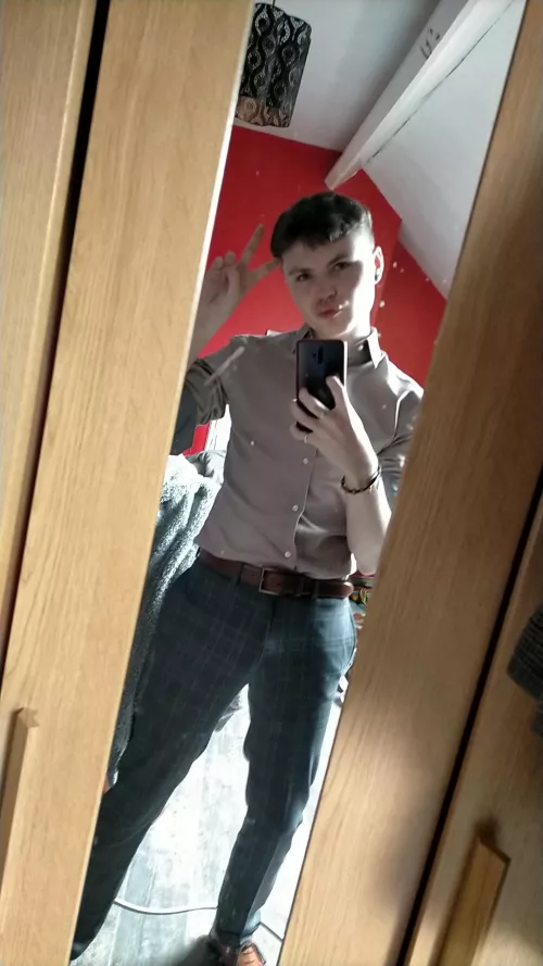 First day done now time to sleepppp! by Selostra_cesloquatra