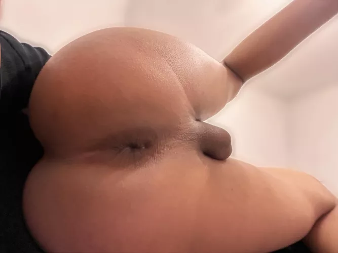 Hii<33 by MajesticElephant214