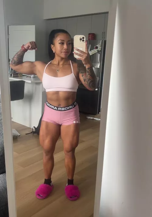 I bet I can squat you  by fitbadbitchasianxxx