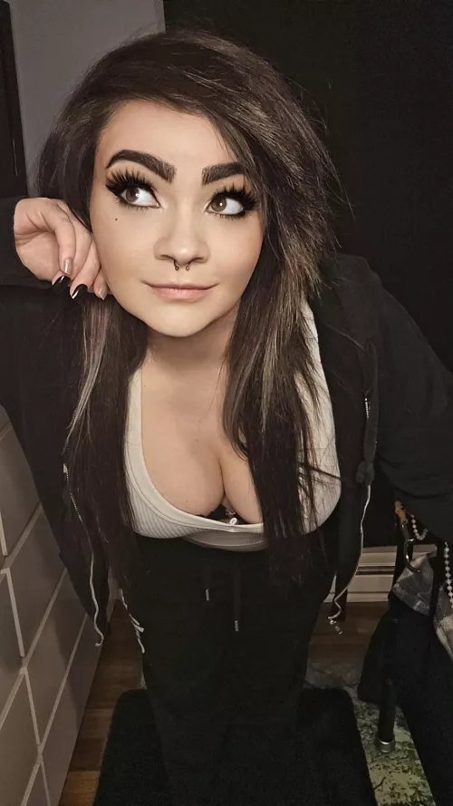 I wonder what you taste like ;) [OC] (@DixonxCider) [OnlyFans] by xDixonCiderx