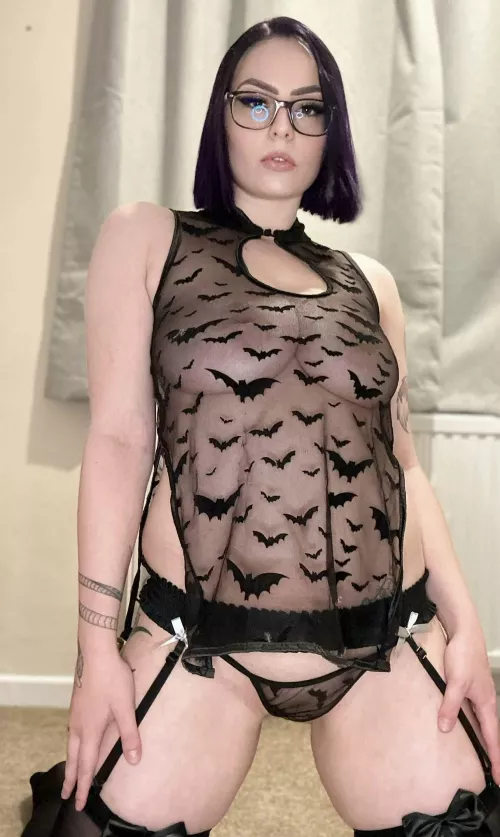 I'd be happy to know if I'm someone's type by catlykissy