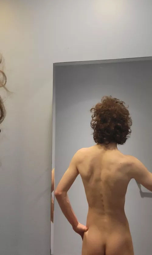 Just a peak. by yuotubezz66