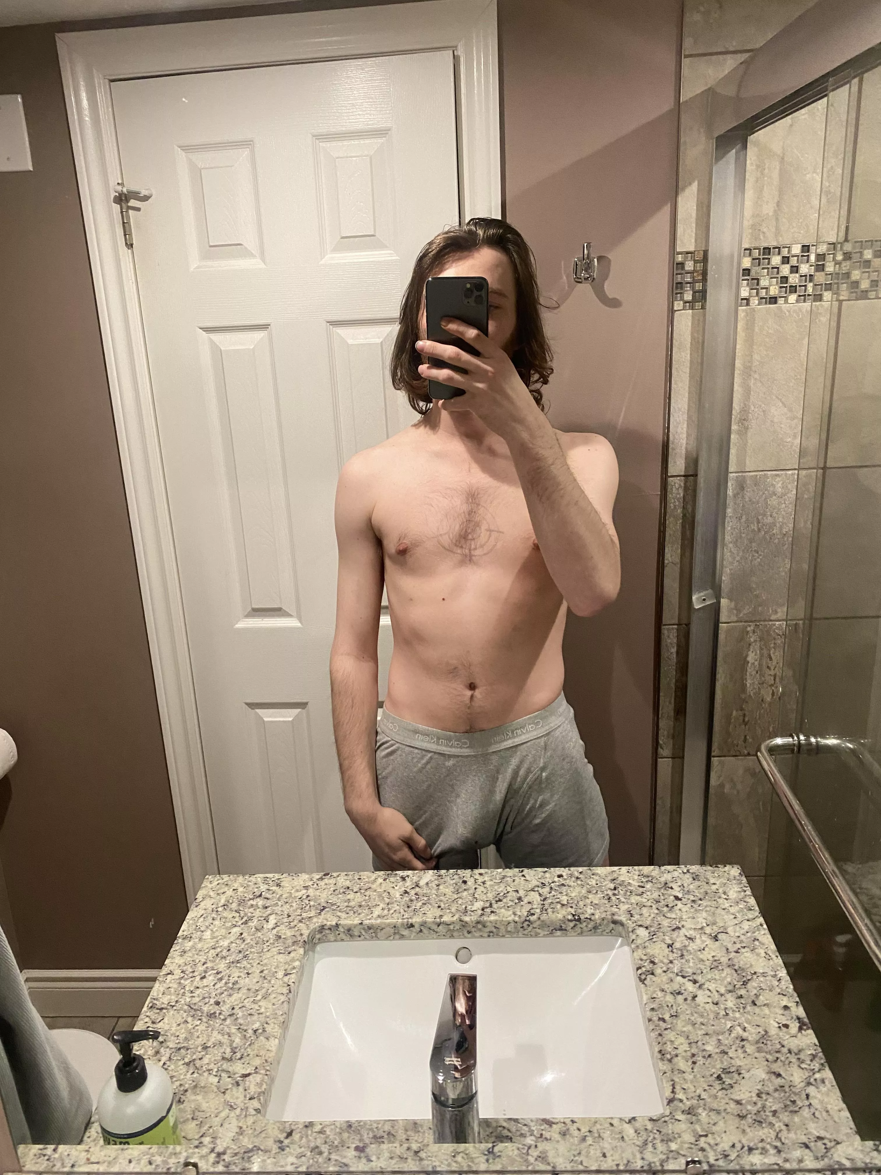 Late night  posted by Leading_Strain3452