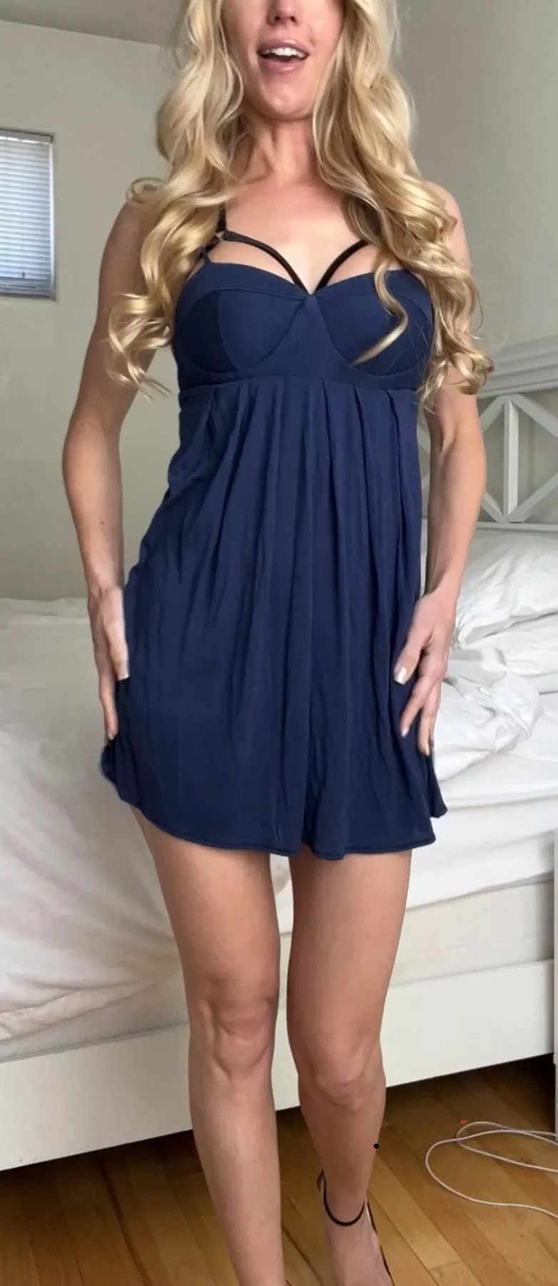 Let’s hope the hot new guy likes blondes in blue.  posted by PetiteBlondeMel