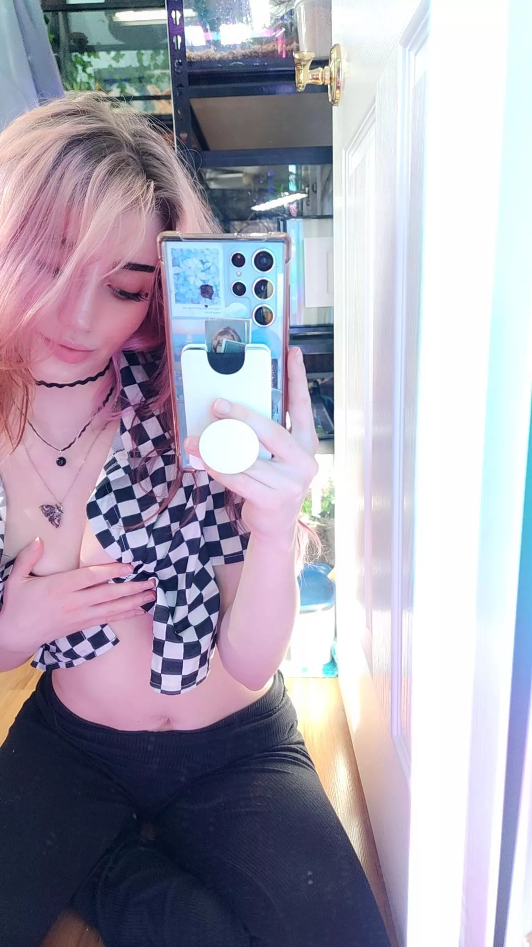 move my hand and let them loose? posted by GanacheScared3187