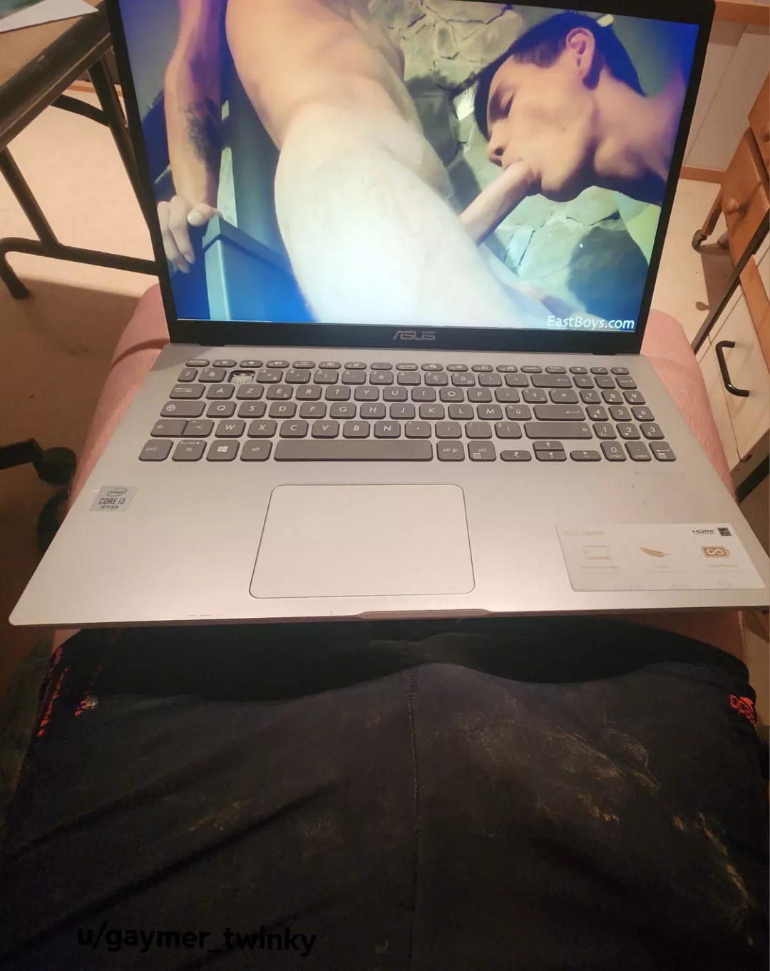 Nothing better than wearing your cumrag and watching porn posted by gaymer_twinky