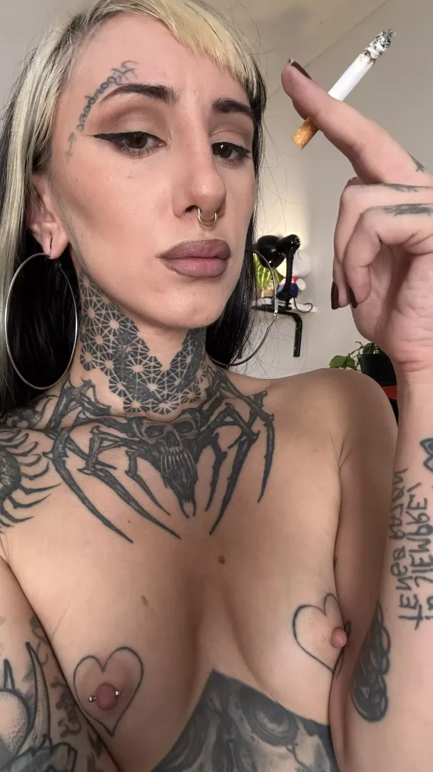 serve your mommy lil beta posted by NaJorne