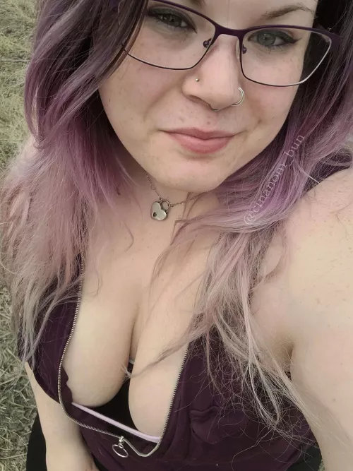 So glad its been warmer lately! I had the winter blues! by cinanom_bunz