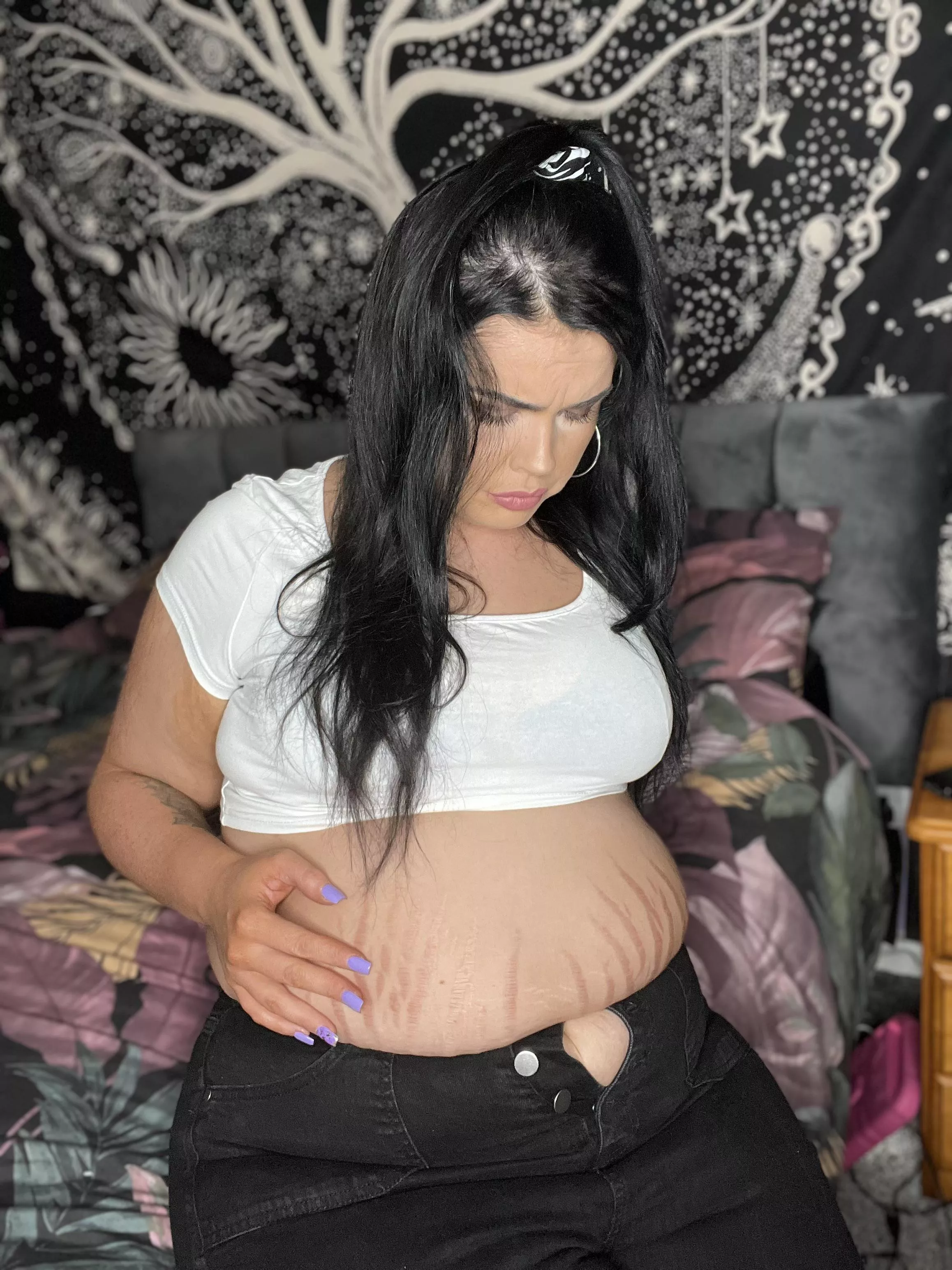 Things are getting a little tight ;) posted by Familiar-Ad8202