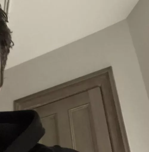 23 Canada DL top. Currently looking for long term bros to have fun with and to know;) add snap and send face: j_grey1765 by Johngrey123145