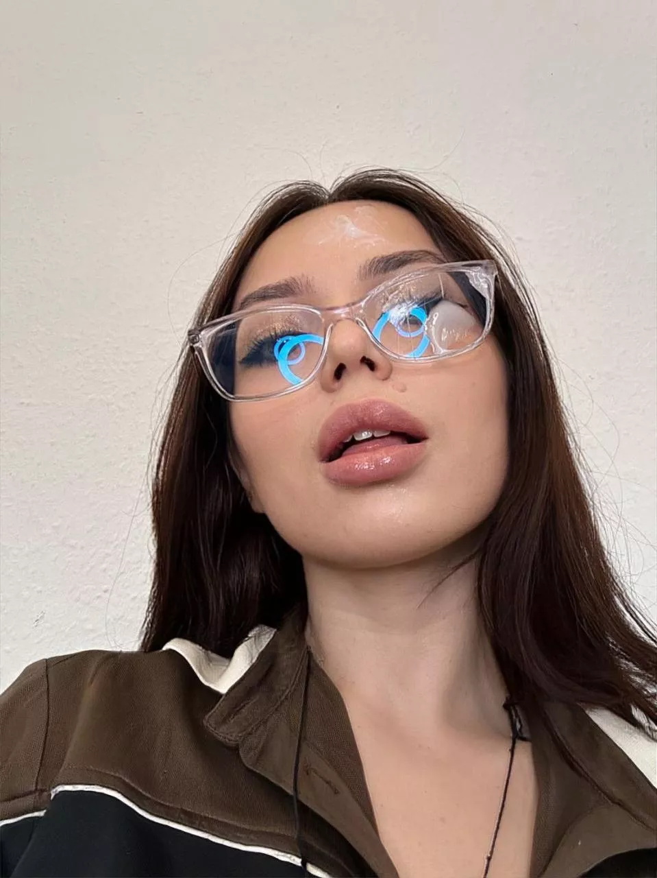 absolutely drowned in cum
 posted by jdfuff