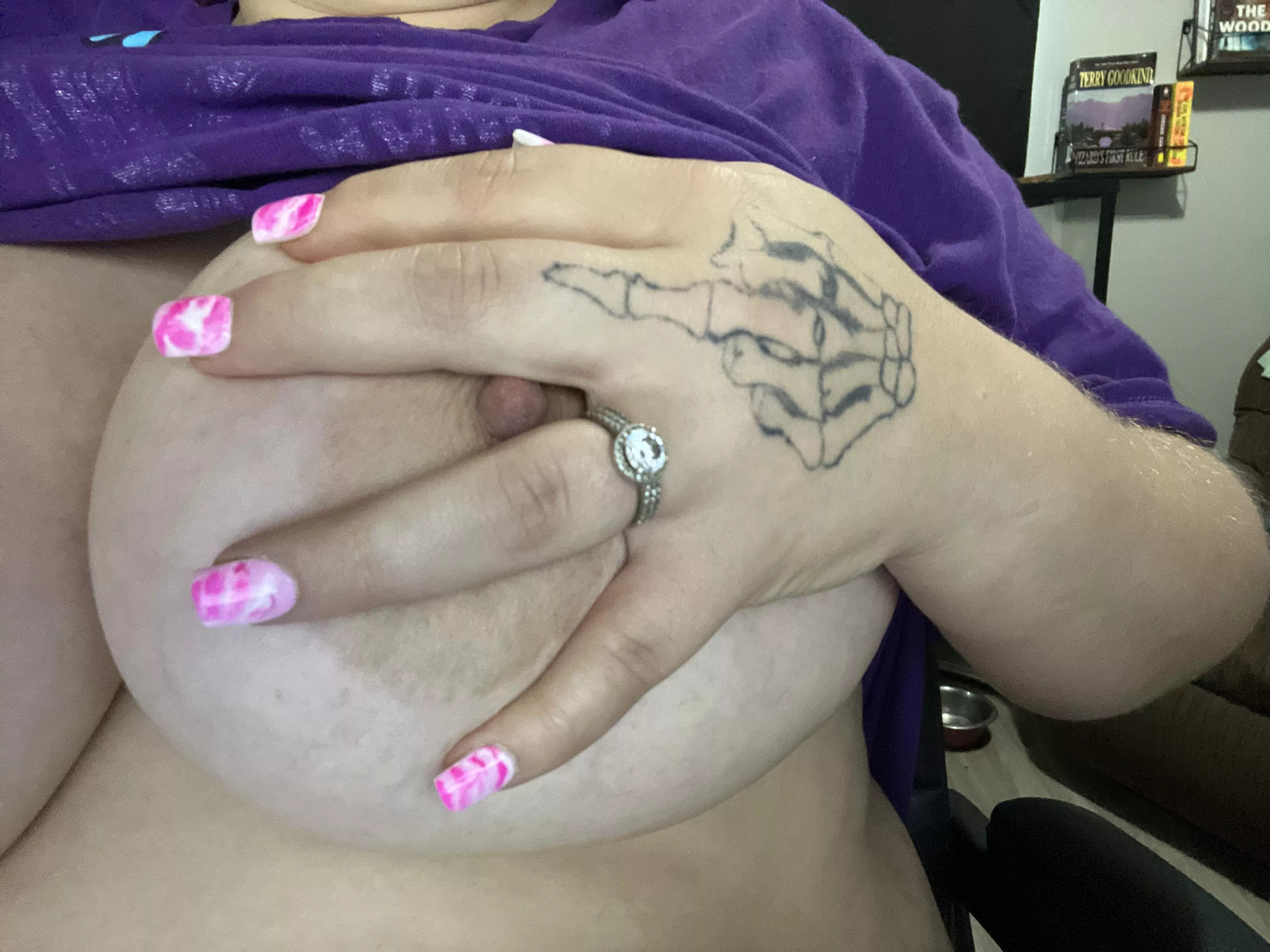 Aren’t they perfect she loves showing them off  posted by trufflebutrerking