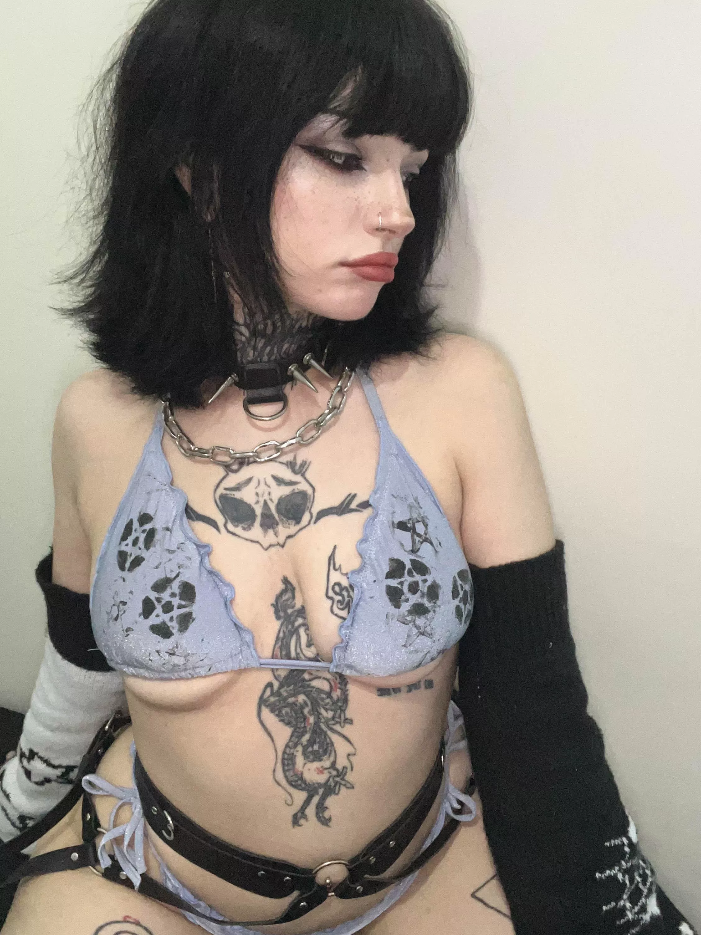 call me goddess or master [TW] posted by Mantasticles