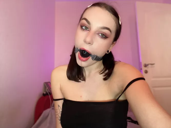 Can I be your quiet slut?[F] by celty_sturluson_d